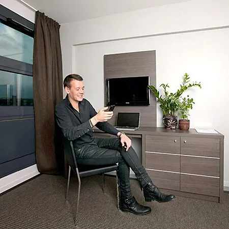 Sejours & Affaires Europe 2* Lille