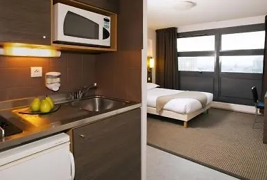 Sejours & Affaires Europe Apartmanhotel Lille